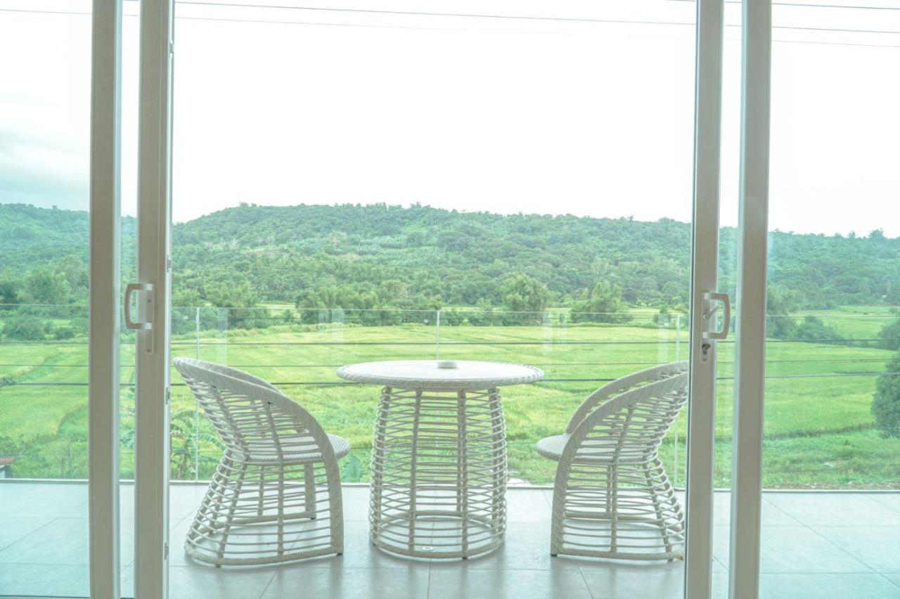 Bagac Rancho Bernardo Luxury Villas And Resort מראה חיצוני תמונה